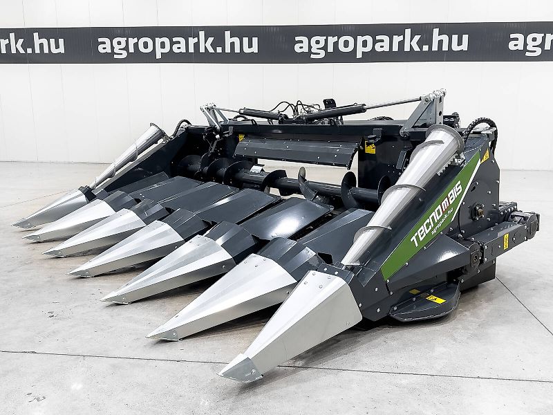 Tecnomais TMRP4 6R-F 6 row (75 cm), foldable corn header, for Case IH and New Holland combines