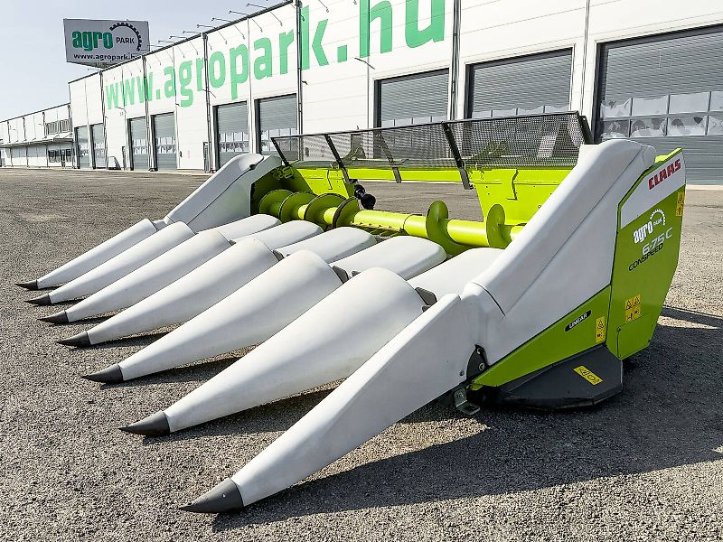 Claas Conspeed 6-75C 6 row corn header for Claas Lexion and Claas Tucano combines, 75 cm row spacing, chopper, stubble breaker