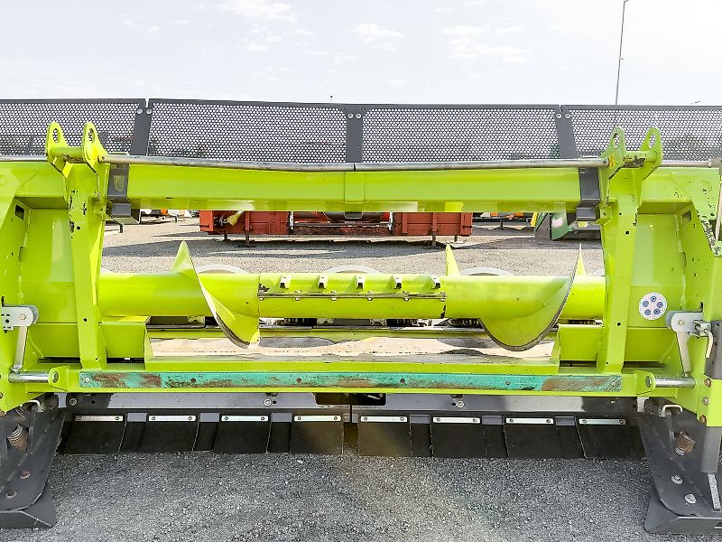 Claas Conspeed 6-75C 6 row corn header for Claas Lexion and Claas Tucano combines, 75 cm row spacing, chopper, stubble breaker