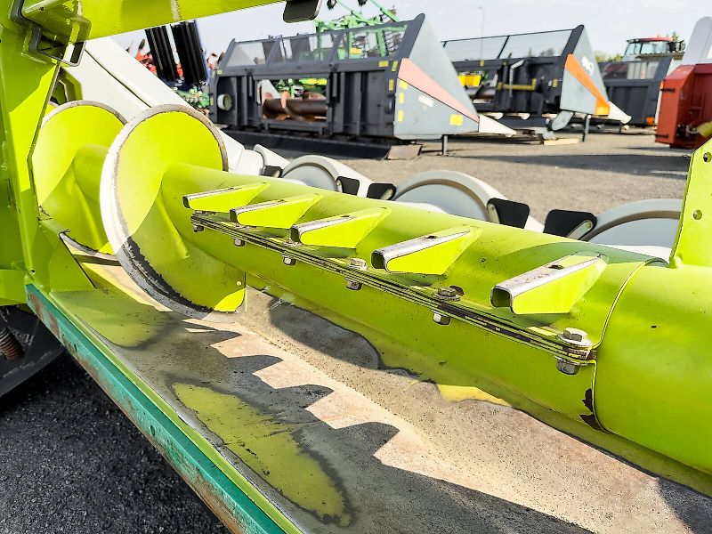 Claas Conspeed 6-75C 6 row corn header for Claas Lexion and Claas Tucano combines, 75 cm row spacing, chopper, stubble breaker