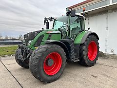 Fendt 724 Vario S4 Profi Plus