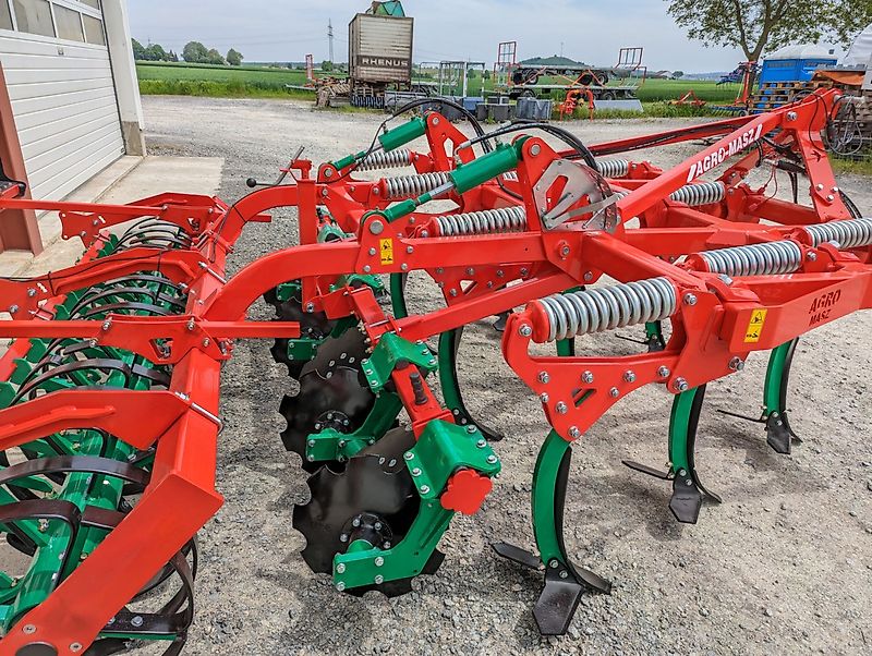 AGRO-MASZ Runner 30 gefedert, Rohrwalze 600 mm