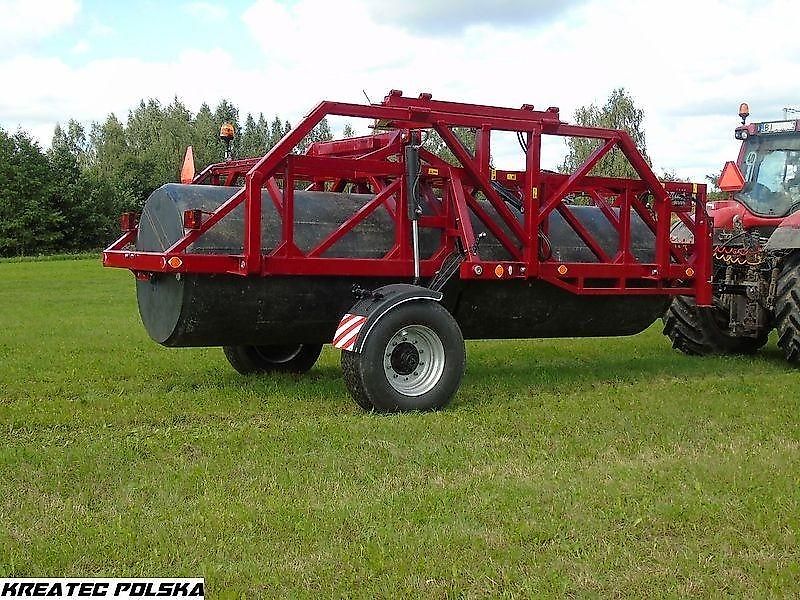 KMZ Wiesenwalze mit Fahrgestell 6m breit/ meadow roller