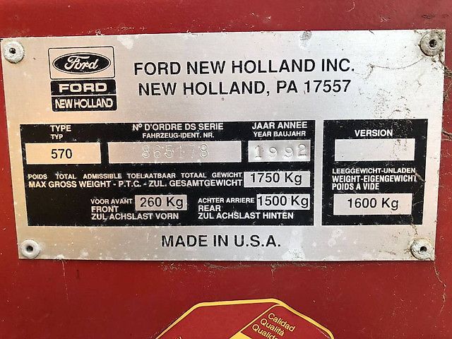 New Holland 570