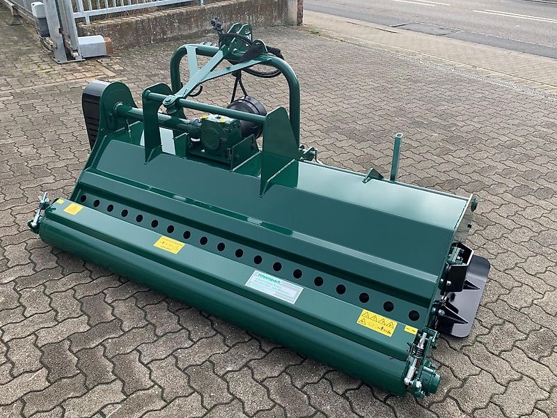 Fehrenbach Uni-Vertiko