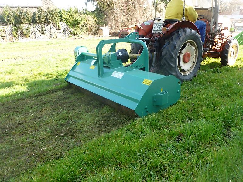 Fehrenbach Uni-Vertiko