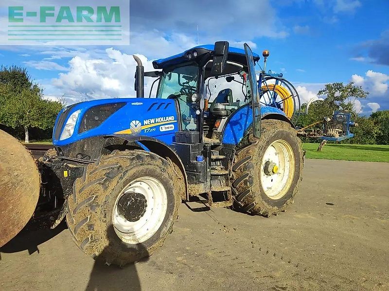 New Holland t7.270 ac