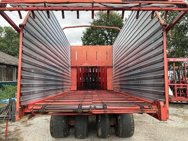 Kverneland G-Kverneland-Opraapwagen