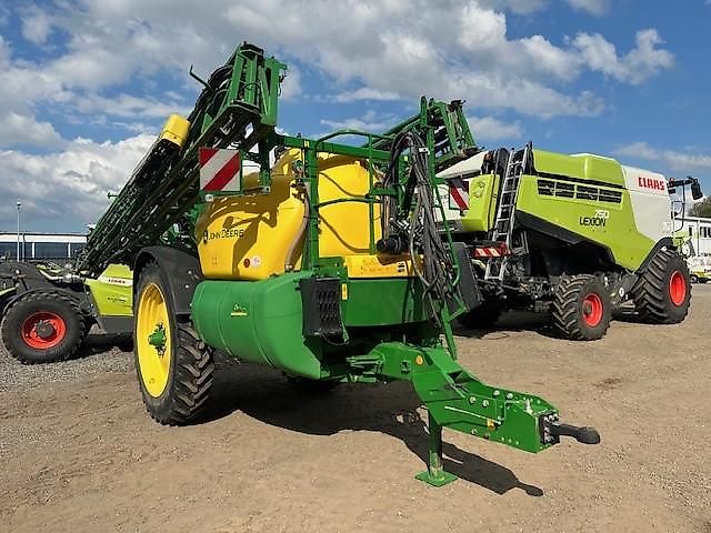 John Deere R740i