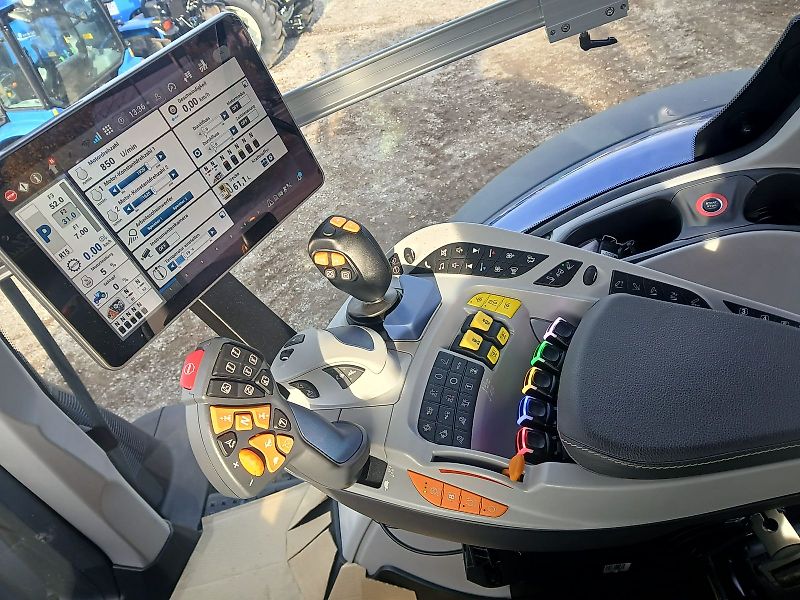 New Holland T7.270 PLM Auto Command
