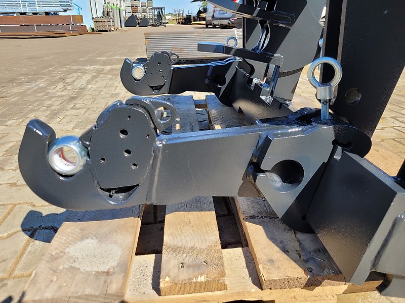 Merlo RADSTAL Adapter Merlo auf Dreipunkt