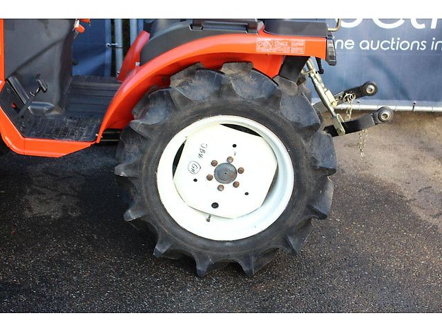 Kubota JB16