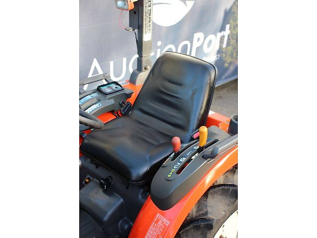 Kubota JB16