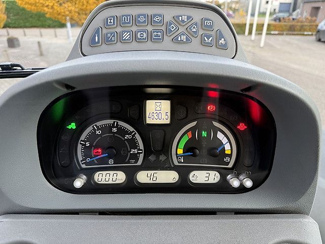 New Holland T7.270 AC 10 Years Blue Power Edition