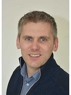 Persona de contacto Sr. Anton Dollbacher