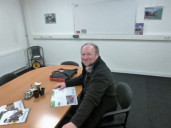 Persona de contacto Sr. Stefan Forck